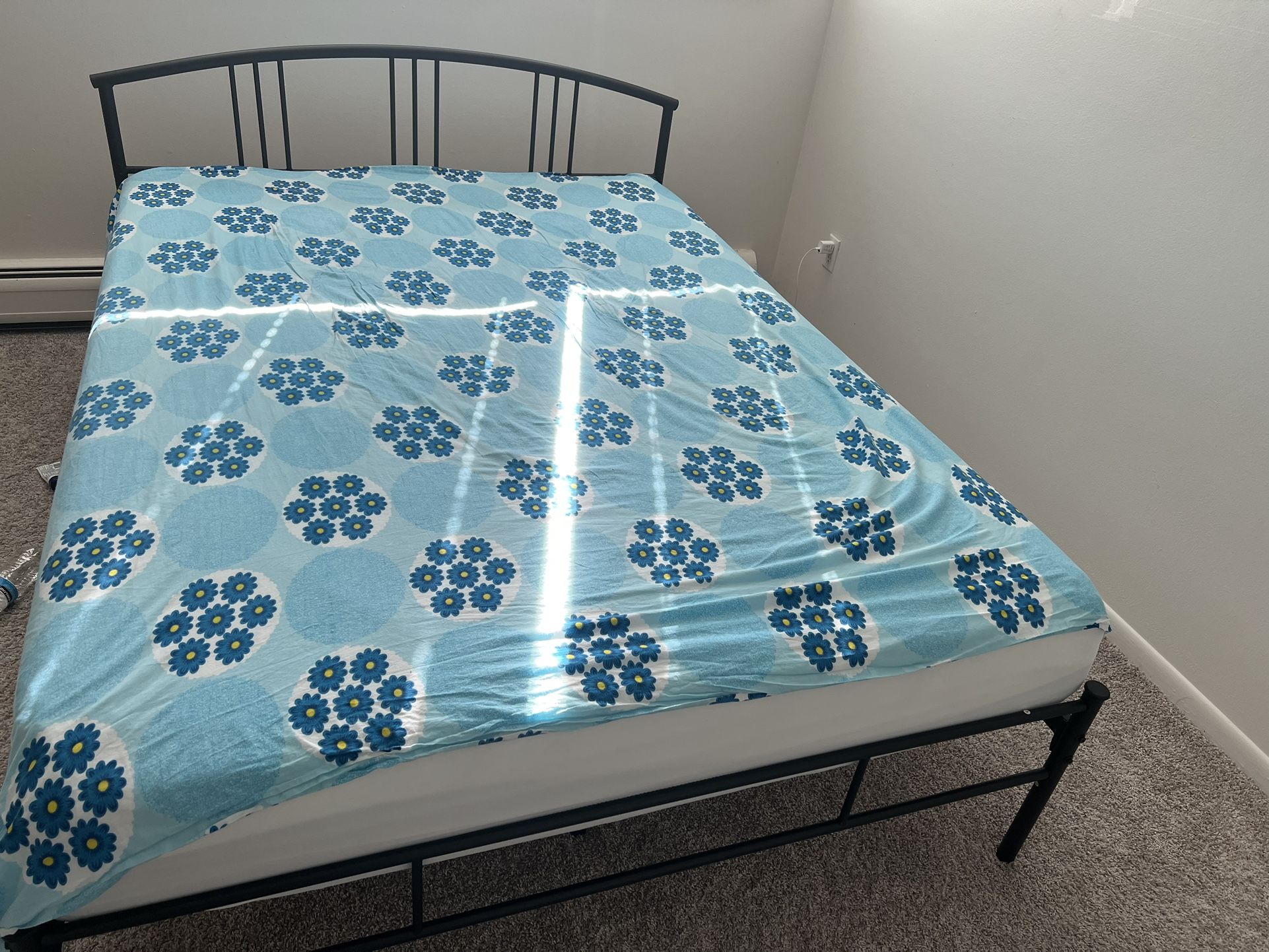 Queen Size Mattress With Frame