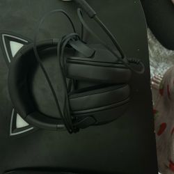 Kitty Headset
