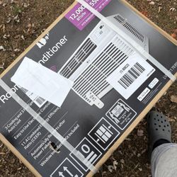 Brand New LG Room Air Conditioner Window Unit 