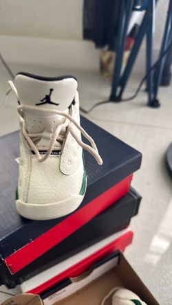 Baby shoes for sell