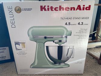 KitchenAid Deluxe 4.5 Qt Stand Mixer