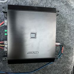 Alpine Amplifier And Subs