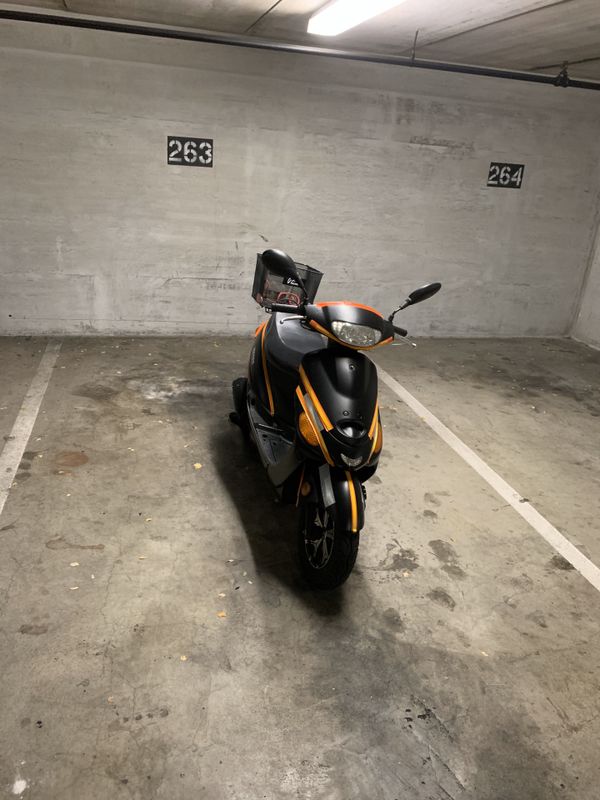 Moped metro 2019