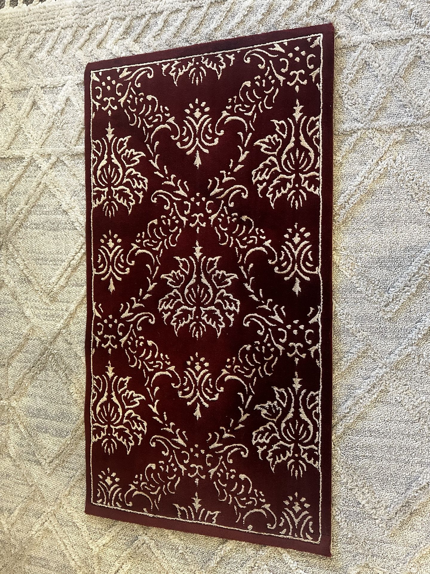 Atlantik Hali - Silk Embroidered Wool Carpet
