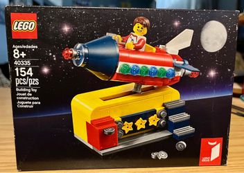 New LEGO Ideas: Space Rocket Ride (40335) - Carnival, Classic Space Shirt