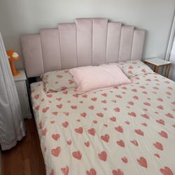 BED queen Size PINK (bed Frame Plus Mattress) $60 