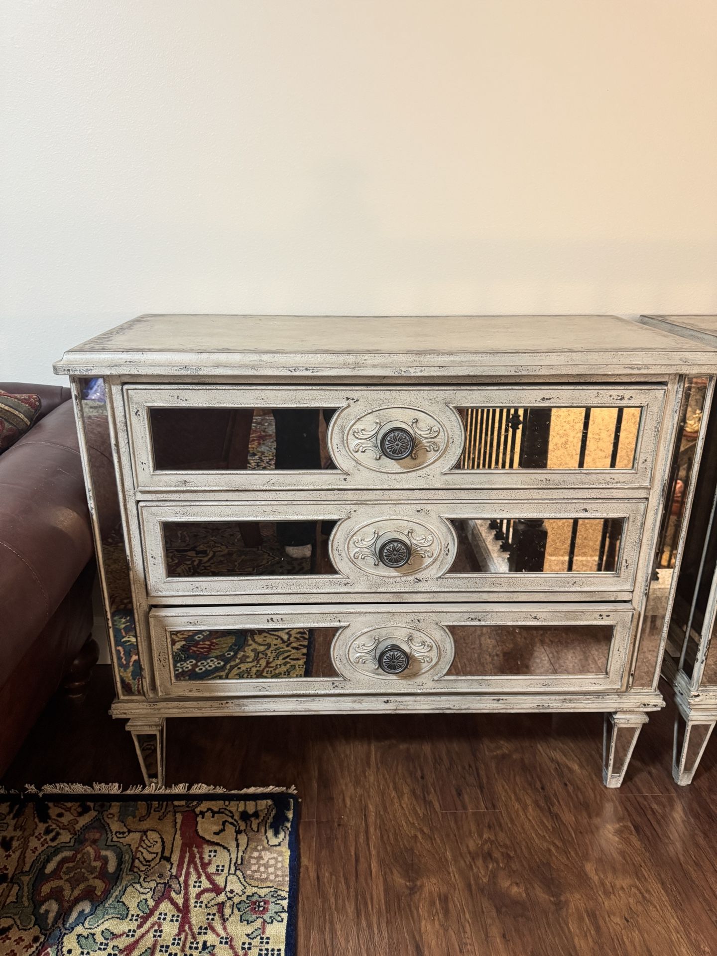 3 Drawer Mirrored Dressers - Hooker Furniture