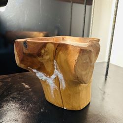 Large Decorative Candle $12.00 Firm  (12”X8”)