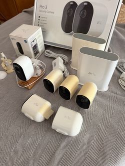 Arlo Pro 3 Security Camera System Bundle w/Solar Panels obo