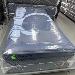 TWIN XL STEARNS & FOSTER RESERVE (FIRM) PILLOW TOP MATTRESS & BOX SPRING BED SET