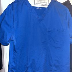 Size Large Woman’s Scrub Shirt Blue 