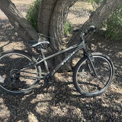 Trek XS Mountain Bike  Suitable For Ages 7-10