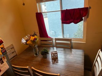 Table Ashely 6 seater like new