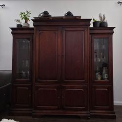 Beautiful Large Wood Entertainment Center / Wall Unit – $150 OBO