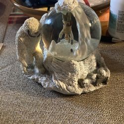 Wampa Cave Snow Globe (Star Wars Collectible)