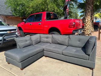 Sectional sofa couch