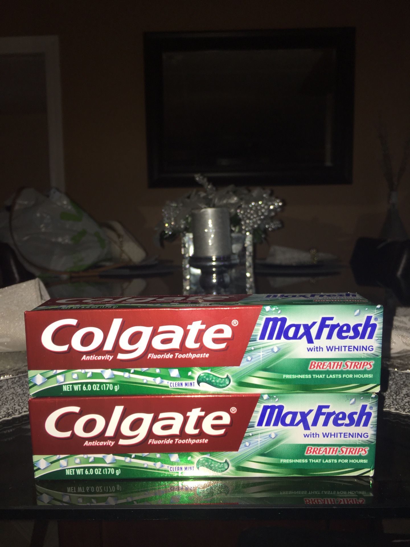 Colgate toothpaste * No holds no delivery