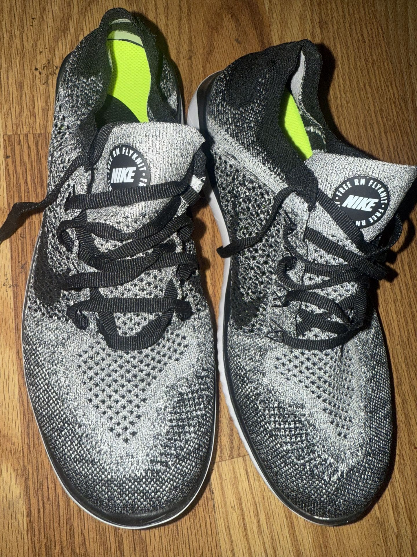 Nike Shoes 