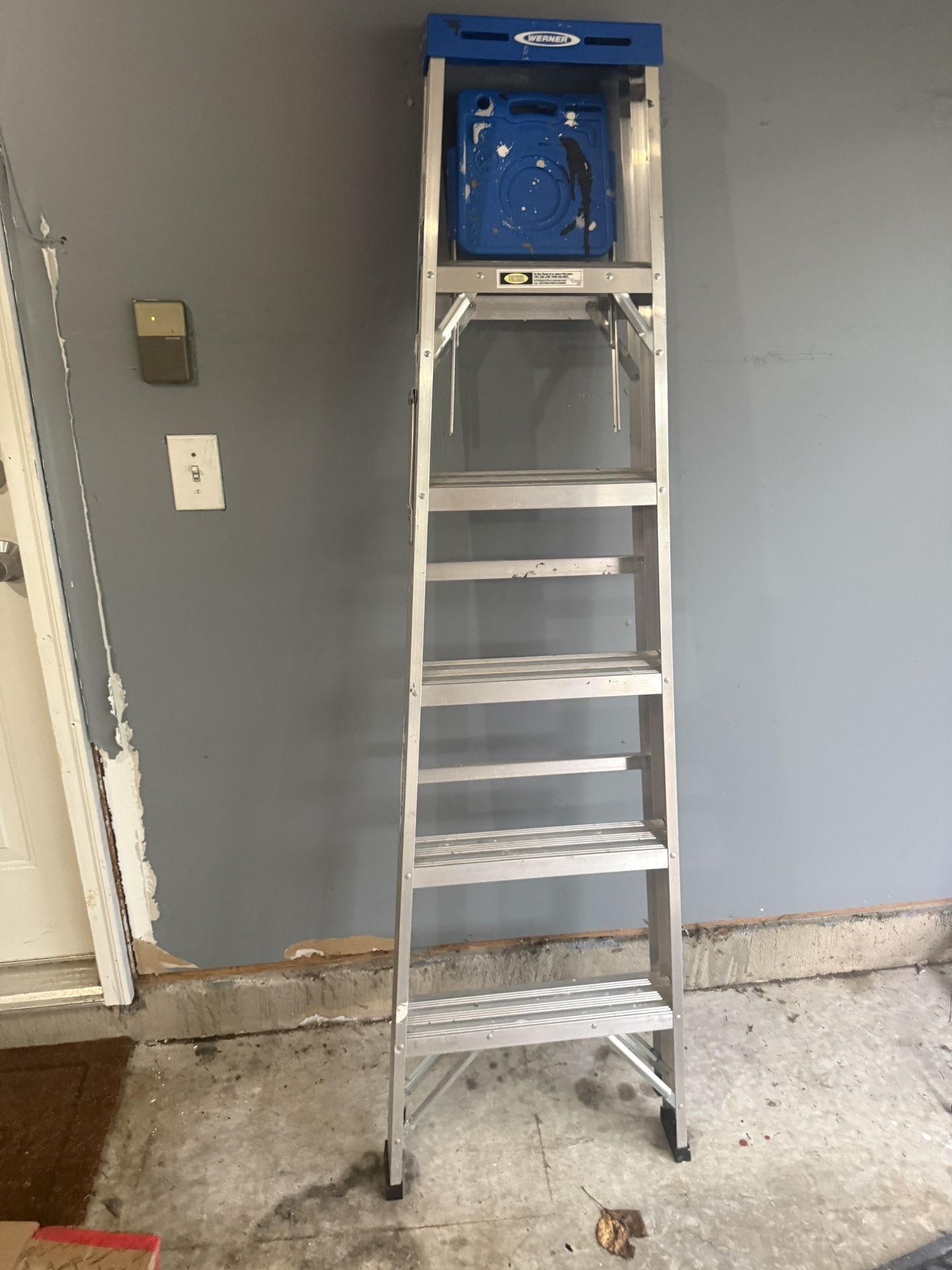 6ft Aluminum Ladder 250 Lbs Limit