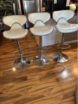 Stool chairs