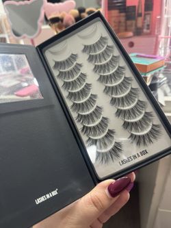 Lashes In Box