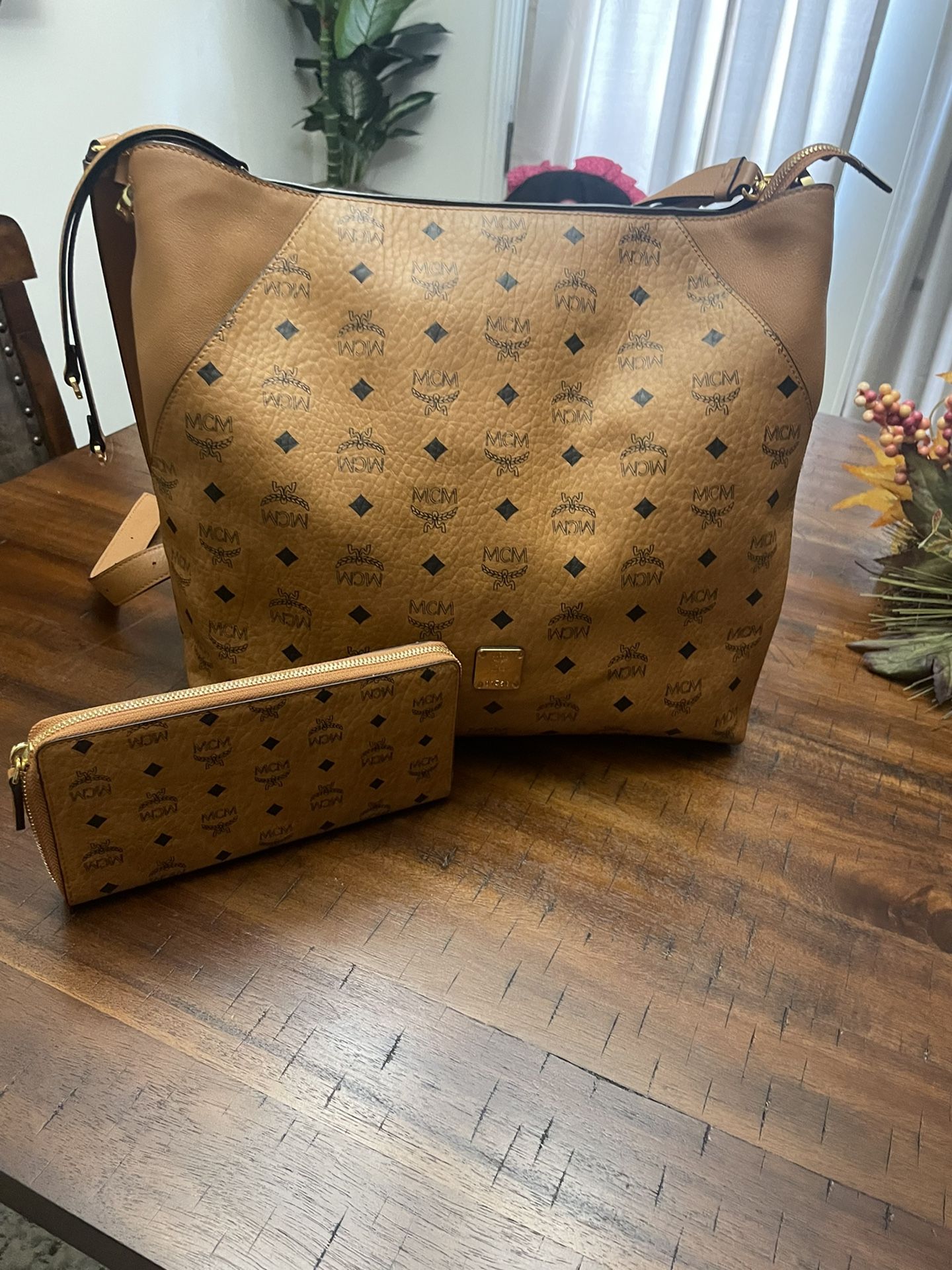 Womens MCM bag and Wallet 