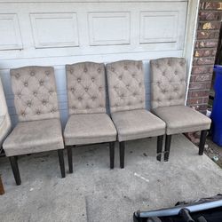 4 Dining chairs just need to clean