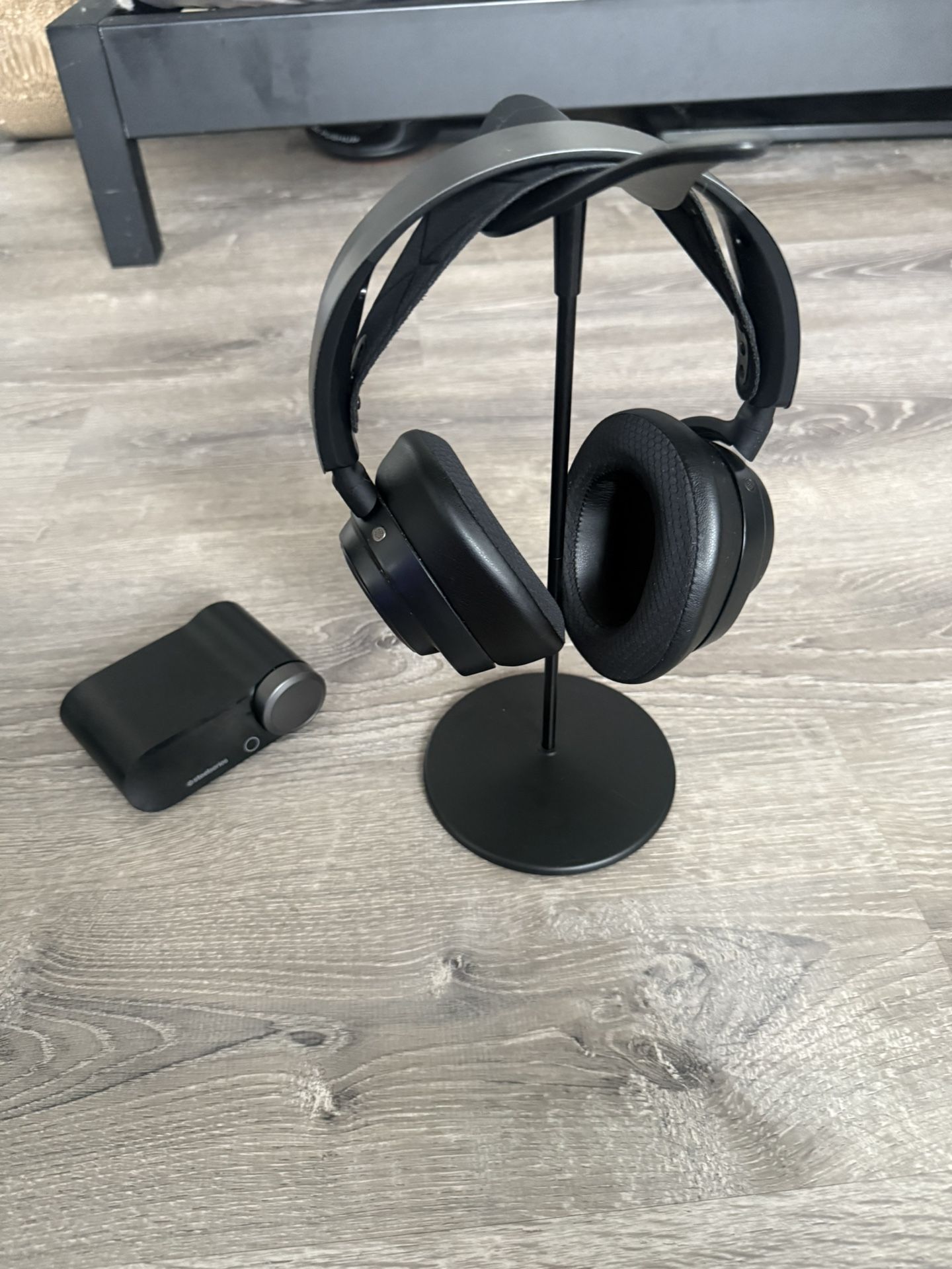 Nova Arctic Pro Wireless