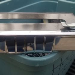 Tissue Dispenser For Impalas 