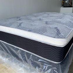 Full Euro Bamboo Pillow Top Mattress!!