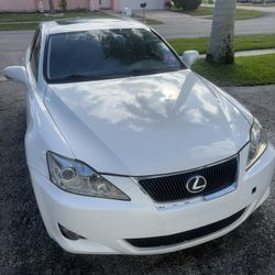 2010 IS Lexus 250 