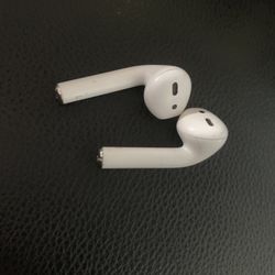 Right And Left AirPod 