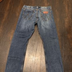 34x32 wrangler retro slim straight jeans