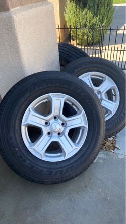 There We’re on my 2020 jeep Wrangler JL less than 500 miles