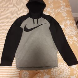 Nike Pullover