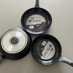 Brand New IKO Pure Diamond Ceramic 3-Piece Fry Pan Set
