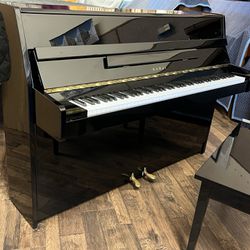 Kawai piano (‘86, Japan) delivery available  