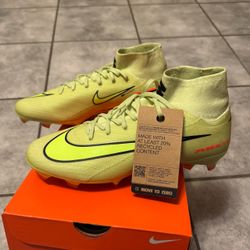 Nike ZM Superfly 10 Pro FG cleats Sizes available: 8 and 9