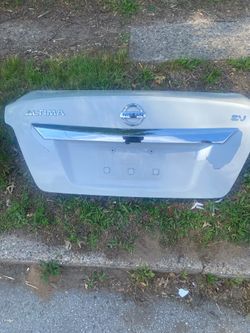 2013-2015 Nissan Altima Trunk Lid