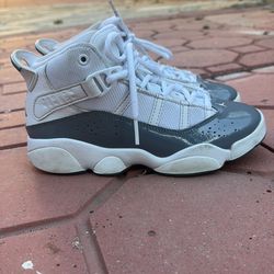 Kids Air Jordan 6 Rings white/gray size  1y gently used
