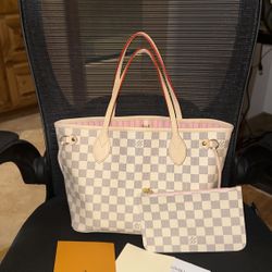 Louis Vuitton Rose Beige Neverfull PM
