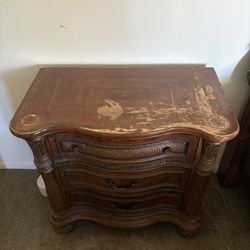 Kevin Charles Solid Wood Canopy Bedroom Set