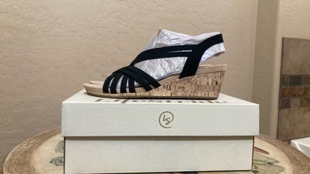New lifestride sandals