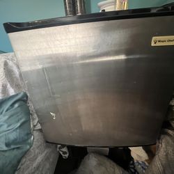 Mini Fridge With Freezer