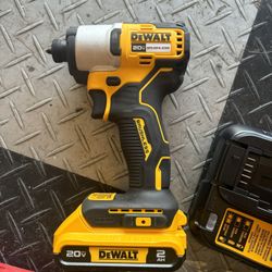 20-volt Max 1/4-in Brushless Cordless Impact Driver (1-Battery Included, Charger Included and Soft Bag included)