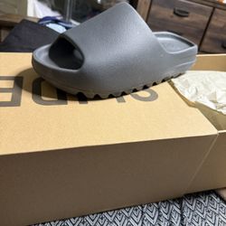Yeezy Slides