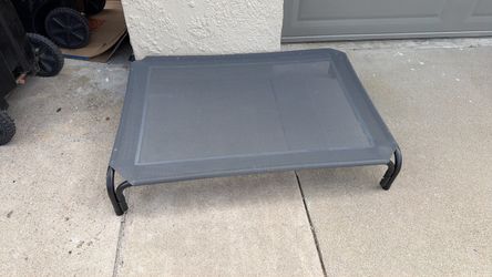 Raised Dog bed large