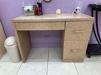 Nail tech tables