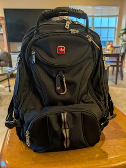 SwissGear 1900 ScanSmart Laptop Backpack