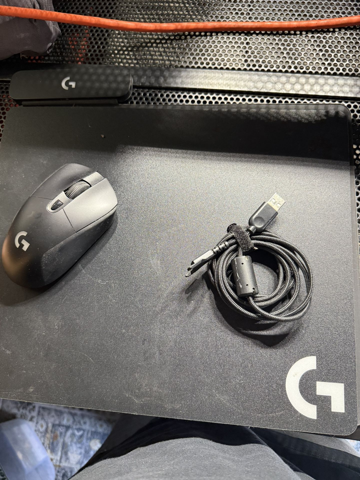 Logitech Powerplay Charging Mouse pad